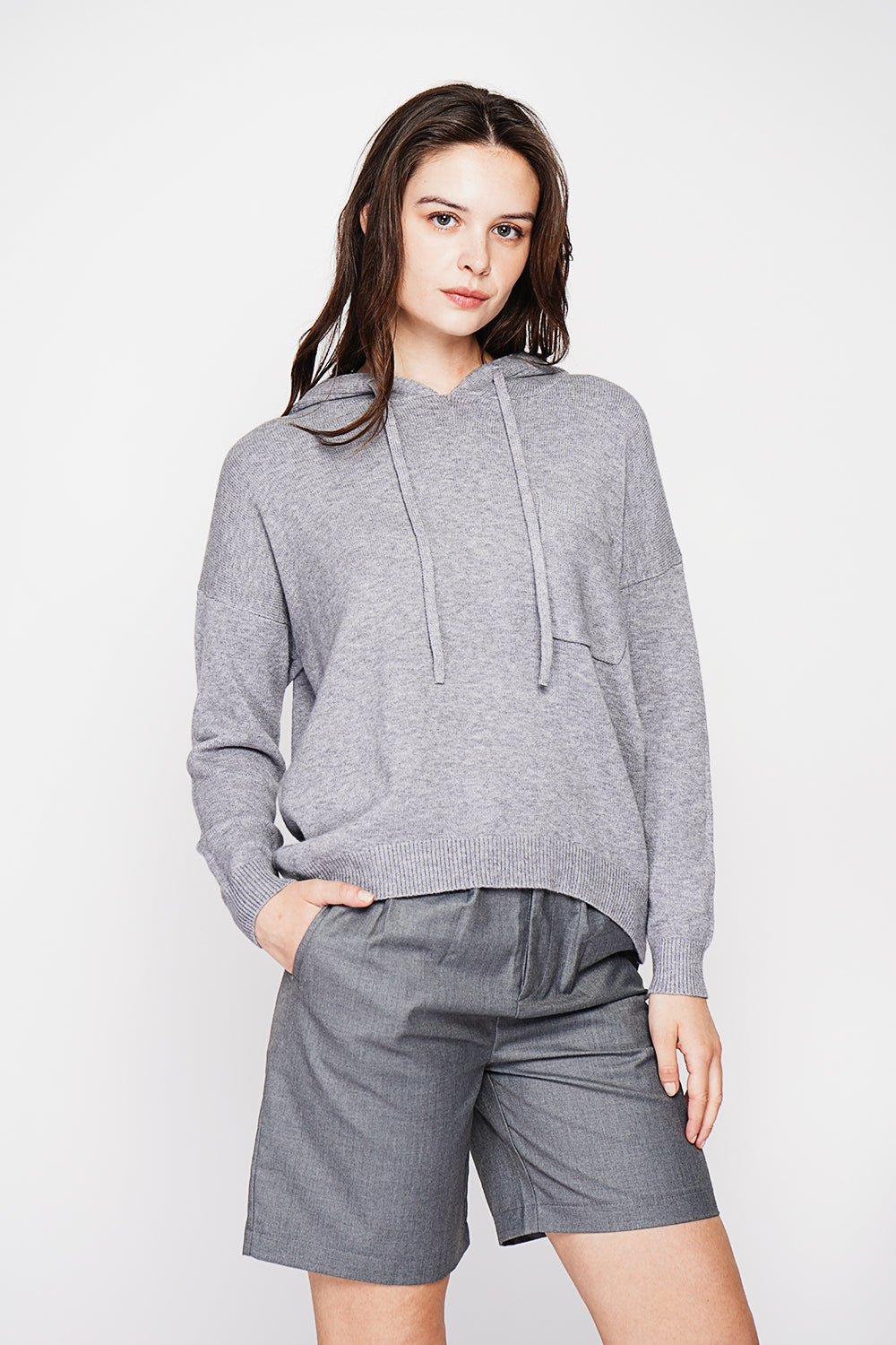 Long-sleeved chest patch pocket hoodie – Grey – C&Jo