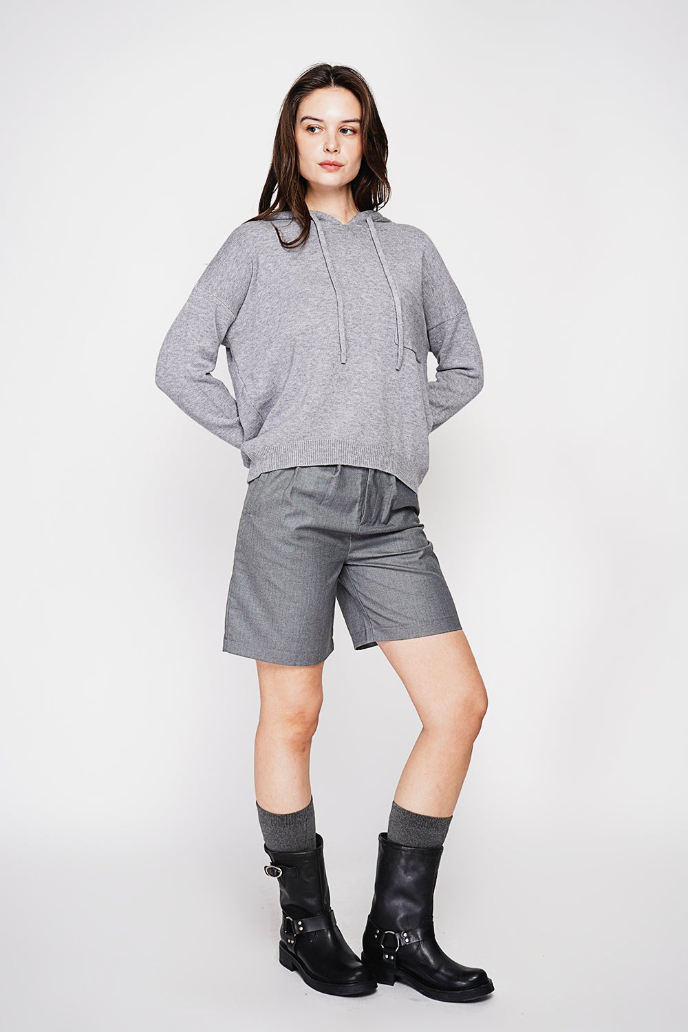 Long-sleeved chest patch pocket hoodie – Grey – C&Jo