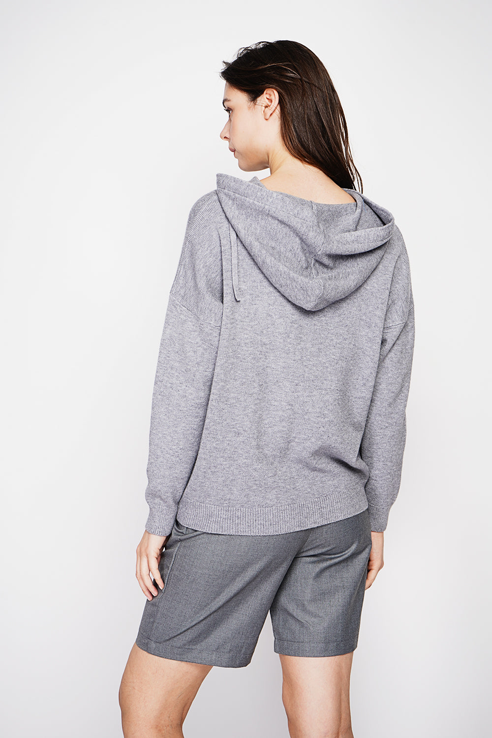 Long-sleeved chest patch pocket hoodie – Grey – C&Jo