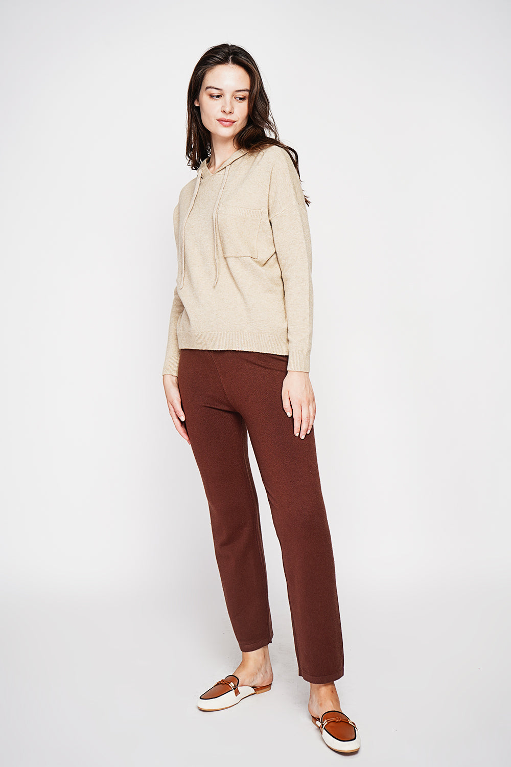 Long-sleeved chest patch pocket hoodie