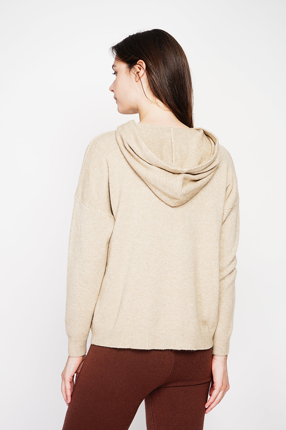 Long-sleeved chest patch pocket hoodie