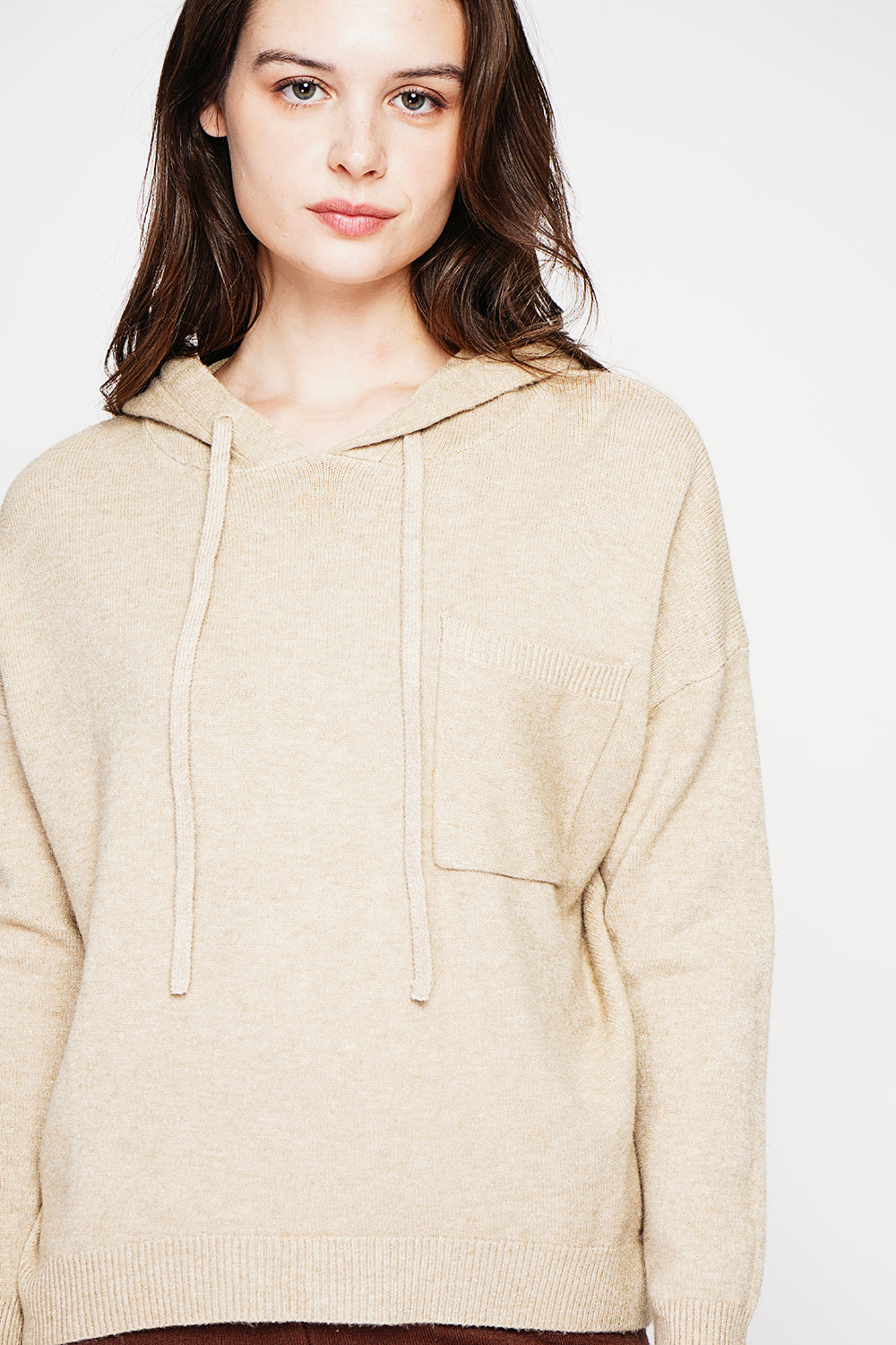 Long-sleeved chest patch pocket hoodie