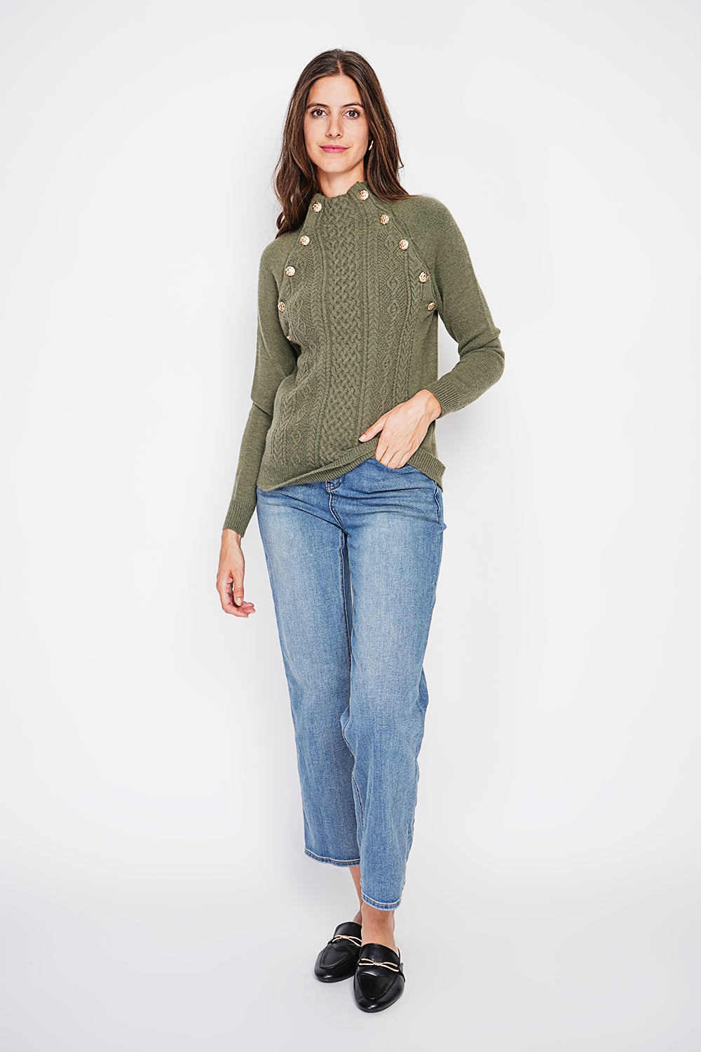 High-neck sweater with 2-ribbed buttoning and long sleeves
