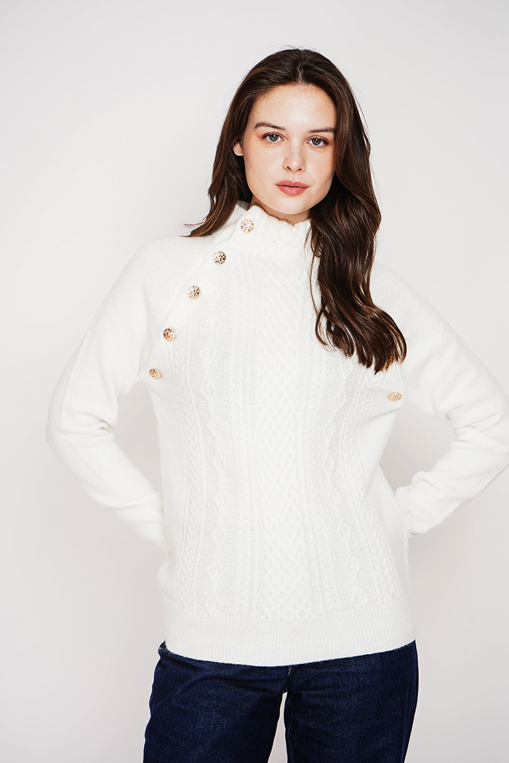 High-neck sweater with 2-ribbed buttoning and long sleeves