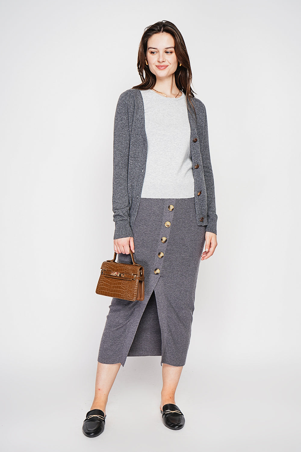 Long ribbed skirt with buttoned front