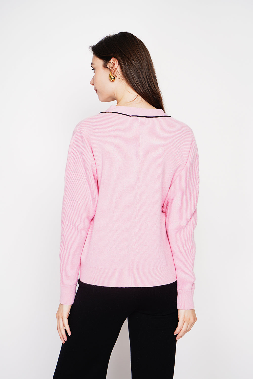 Oversized V-neck sweater with long sleeves