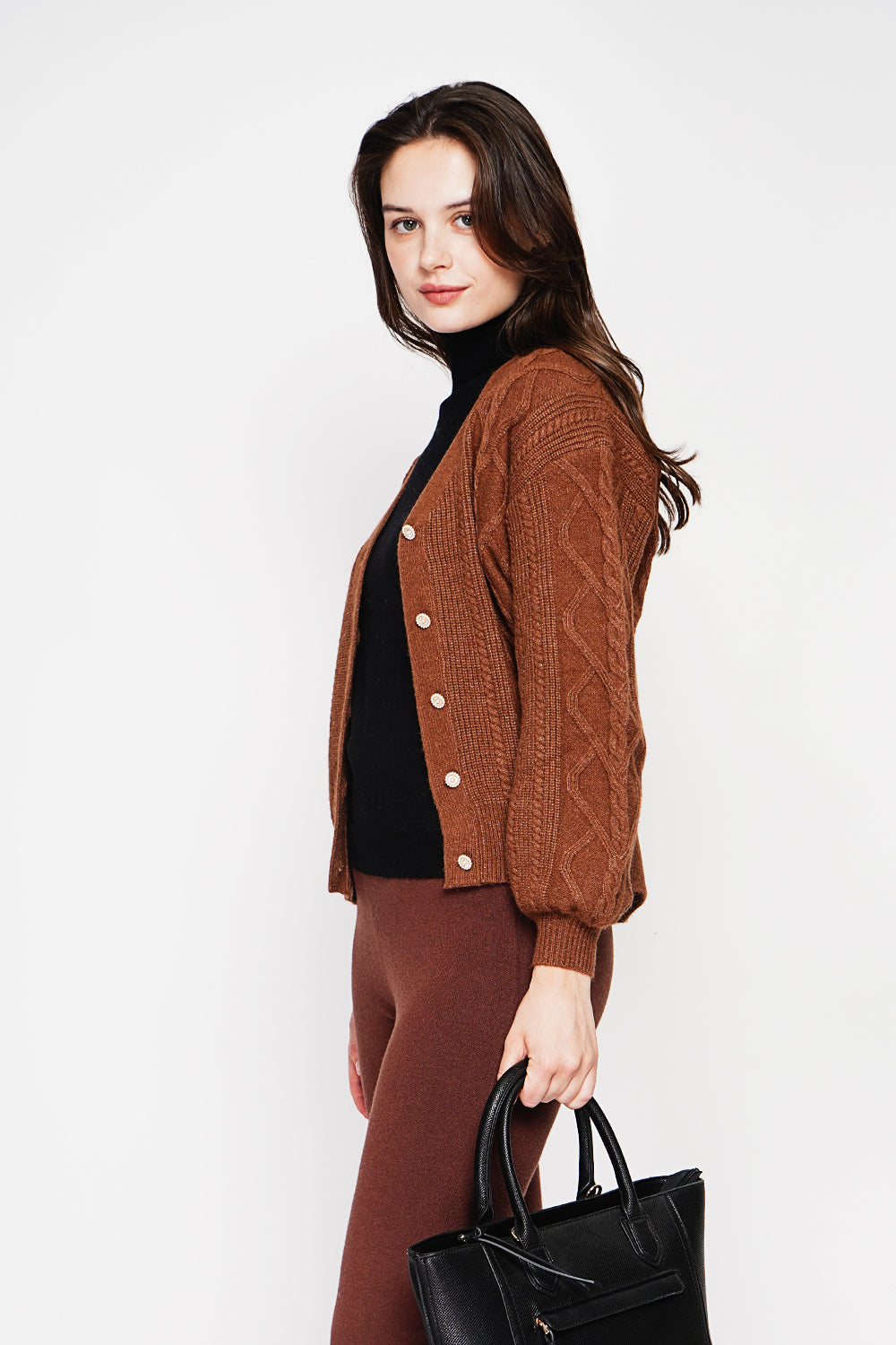 V-neck cardigan in fancy knit, oversized cut with long sleeves – Brown – C&Jo