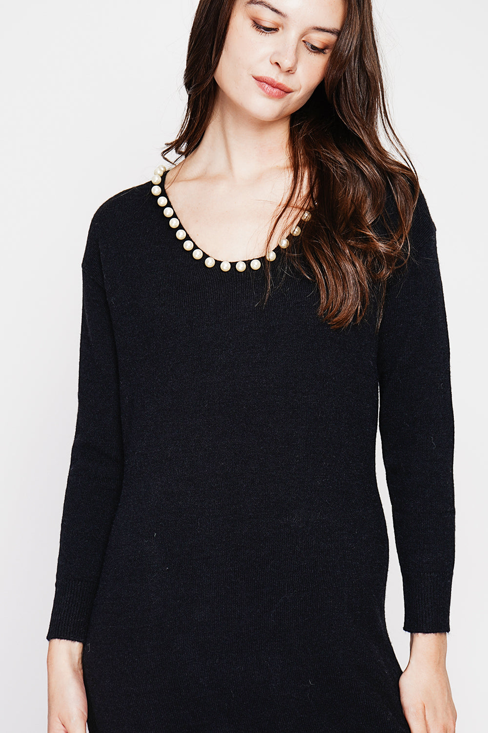 Robe col perlé oversize manches longues – Noir – C&Jo