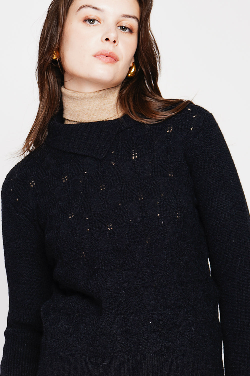 Long sleeve turtleneck sweater with fancy knit front