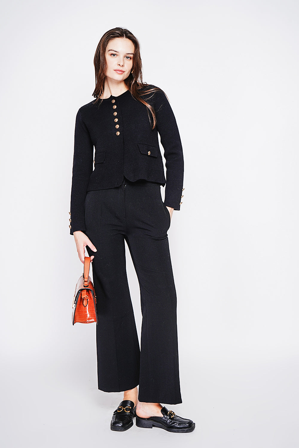 Short fancy buttoned jacket with long sleeve flap