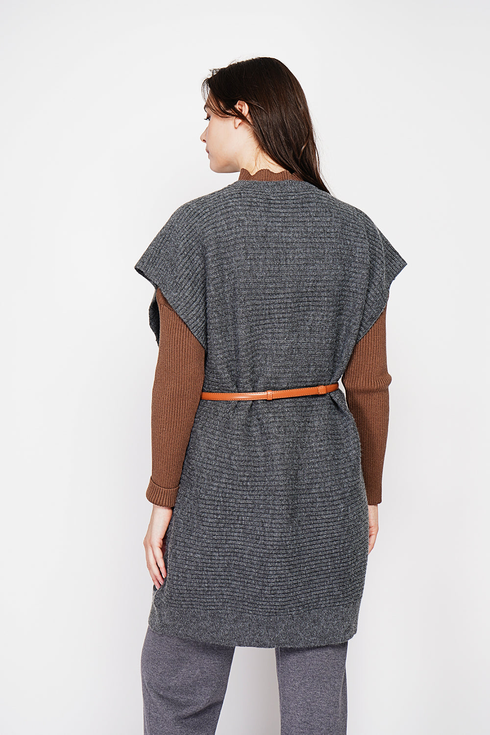 Oversized cut ribbed round neck poncho dress – Dark gray – C&Jo