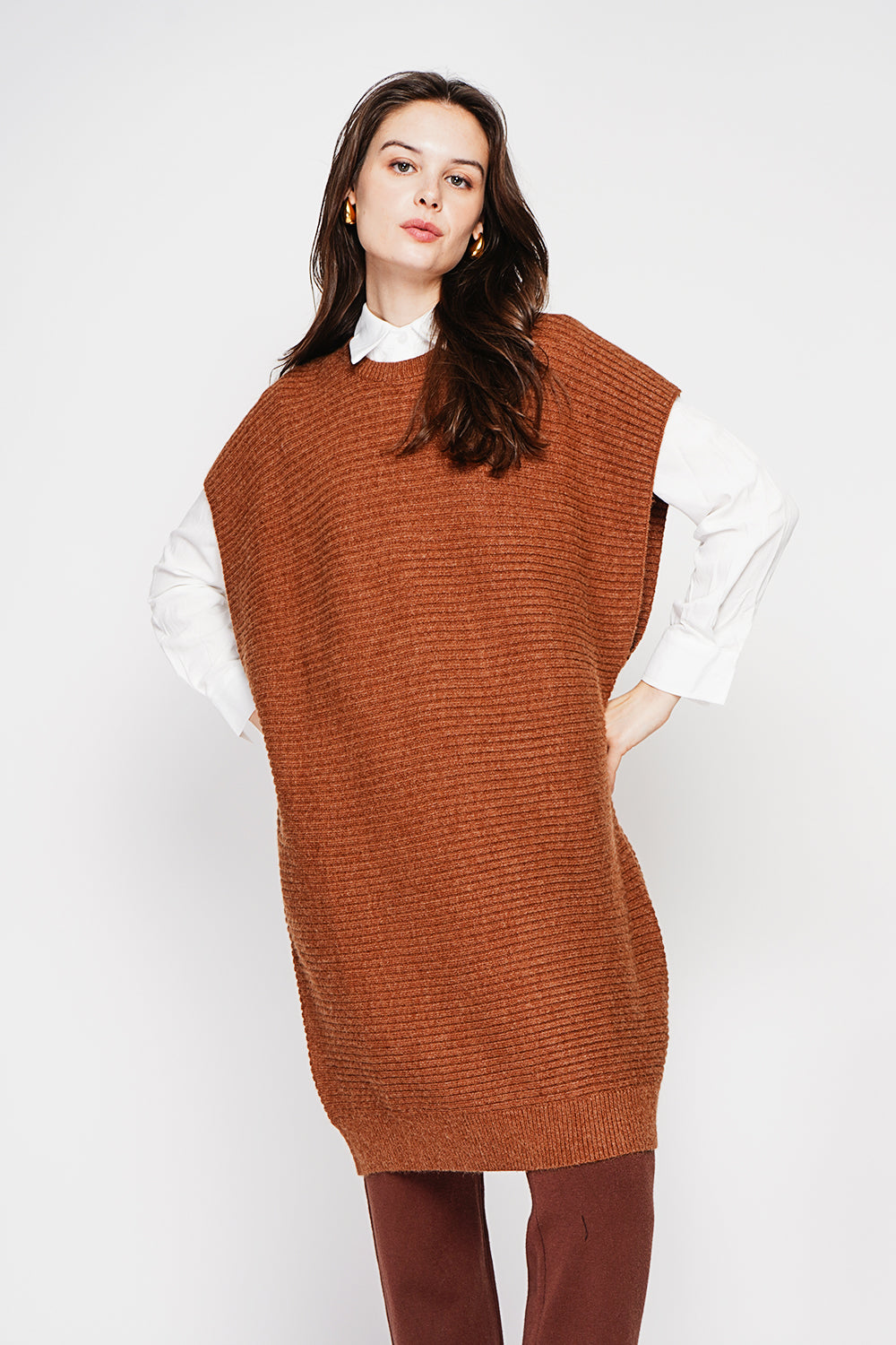 Oversized cut ribbed round neck poncho dress