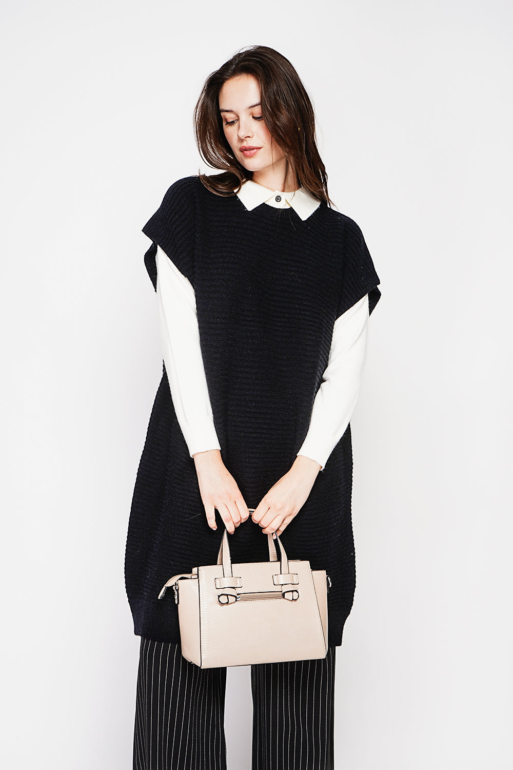 Oversized cut ribbed round neck poncho dress