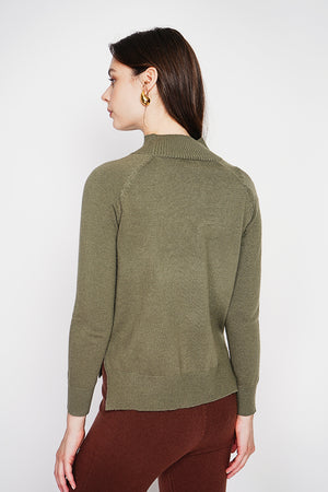 High neck sweater with fancy knit front, oversized cut and long sleeves