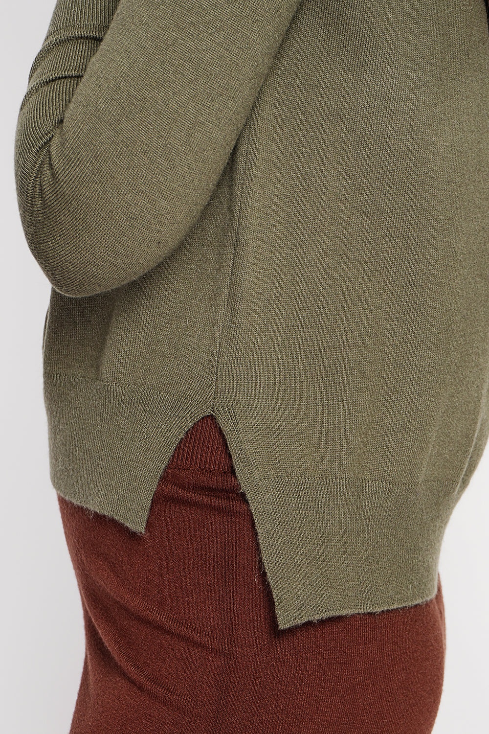 High neck sweater with fancy knit front, oversized cut and long sleeves