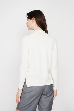 High neck sweater with fancy knit front, oversized cut and long sleeves