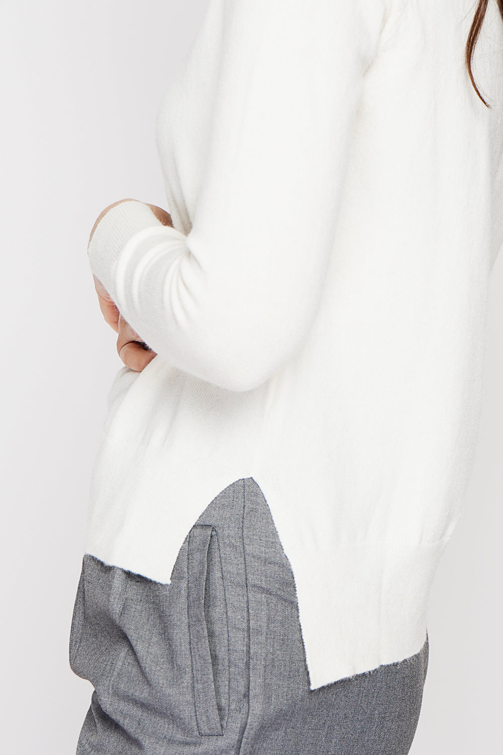 High neck sweater with fancy knit front, oversized cut and long sleeves