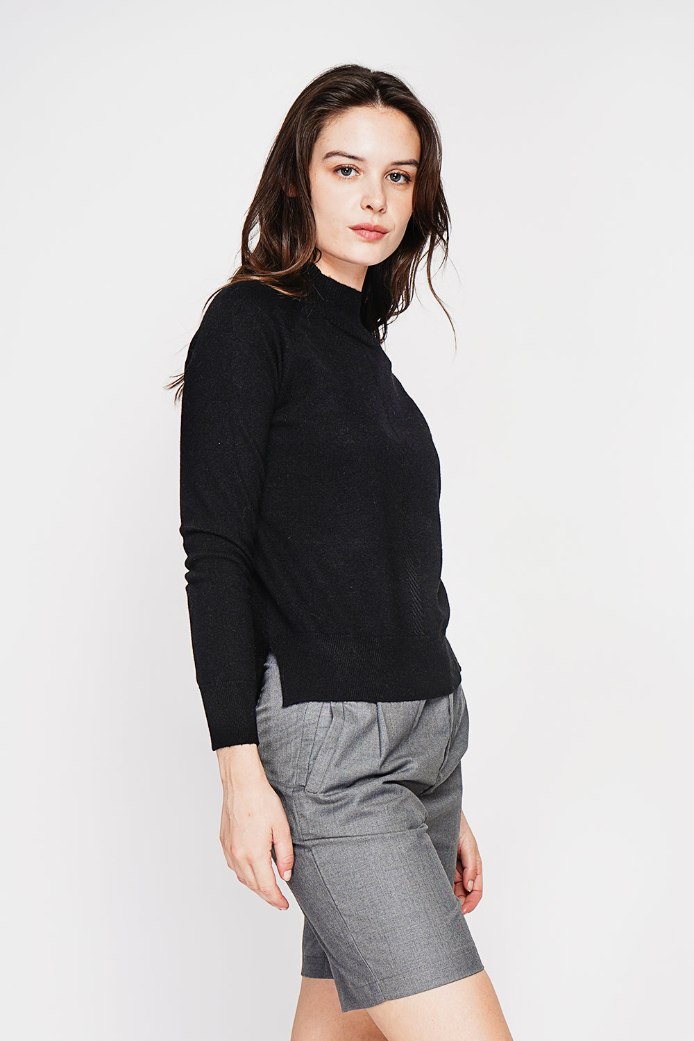 High neck sweater with fancy knit front, oversized cut and long sleeves