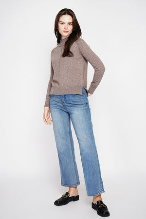 High neck sweater with fancy knit front, oversized cut and long sleeves