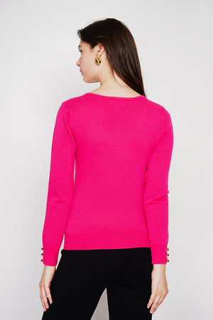 Classic V-neck sweater knitted in 2 threads with long sleeves