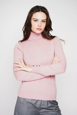 Classic turtleneck sweater knitted in 2 threads with long sleeves