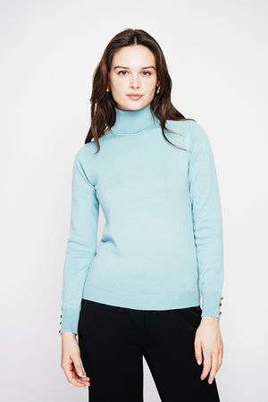 Classic turtleneck sweater knitted in 2 threads with long sleeves