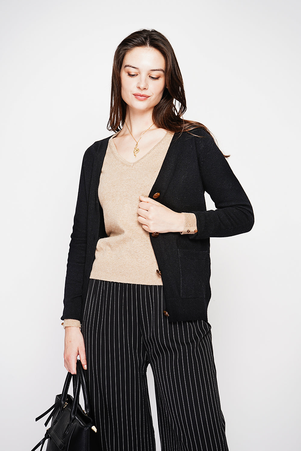 Gilet col V oversize boutons fantaisie – Noir – C&Jo