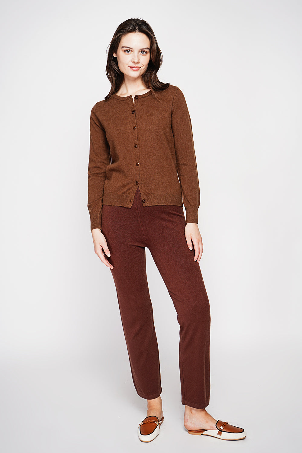 Fancy buttoned crew neck vest with long sleeves
