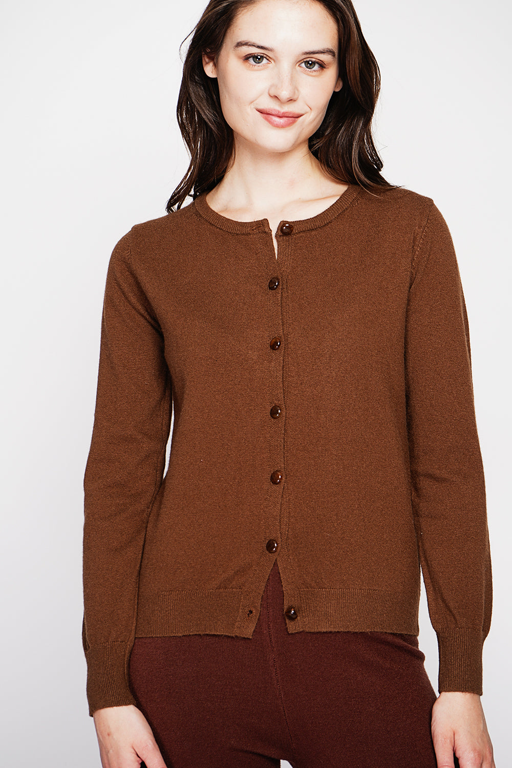 Fancy buttoned crew neck vest with long sleeves