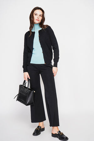 Fancy buttoned crew neck vest with long sleeves