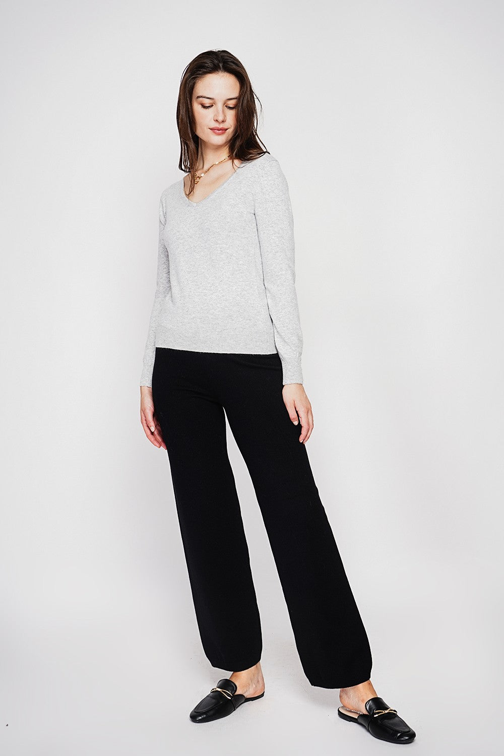 Pull col V classique 2 fils – Gris clair – C&Jo