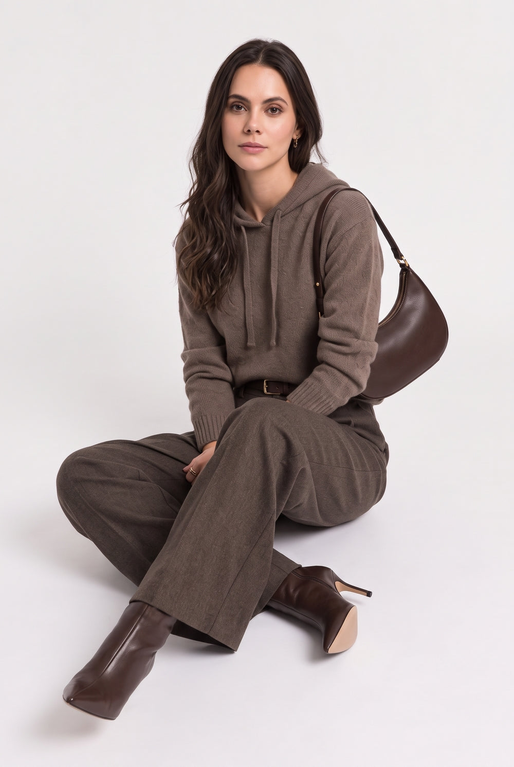 Pull à capuche oversize poche poitrine – Marron – C&Jo