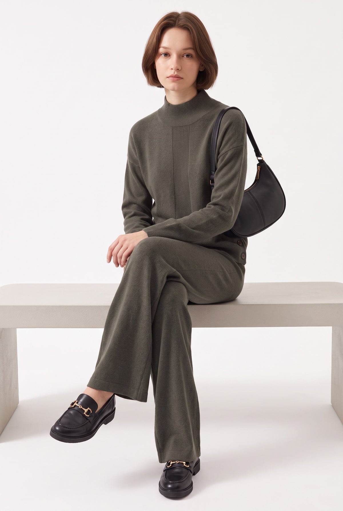 Pull col montant boutonné fantaisie – Kaki – C&Jo