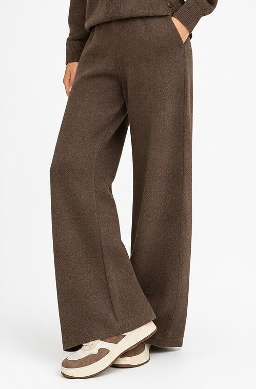 Wide-leg trousers with high elasticated waist and 2-thread pockets – Coffee – C&Jo