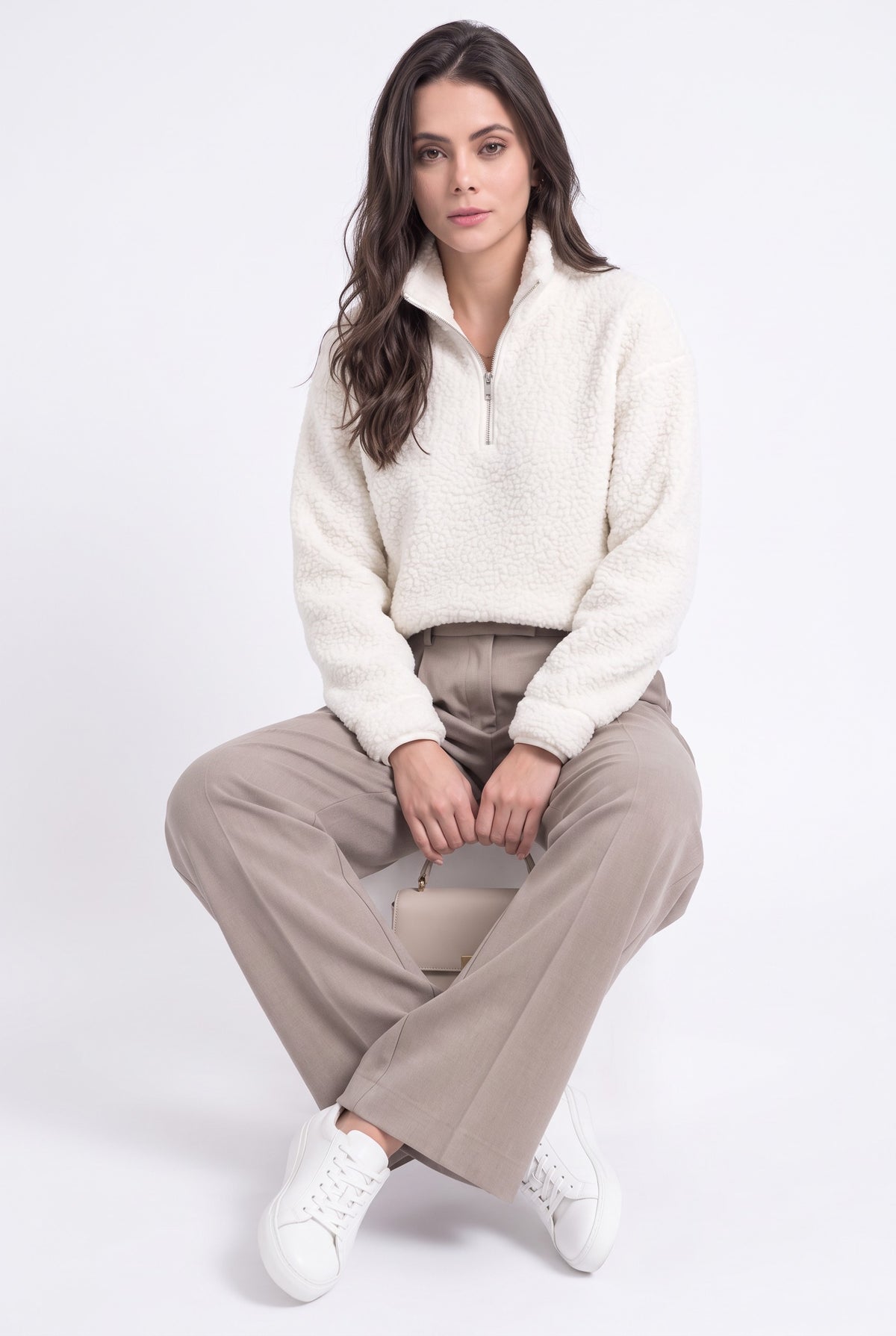 Pull col montant zippé sherpa – Blanc cassé – C&Jo