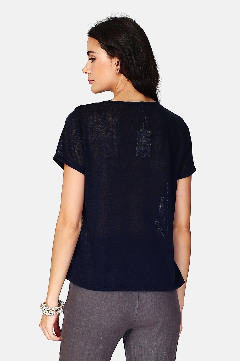 Round neck T-shirt with inlaid embroidery in short sleeves