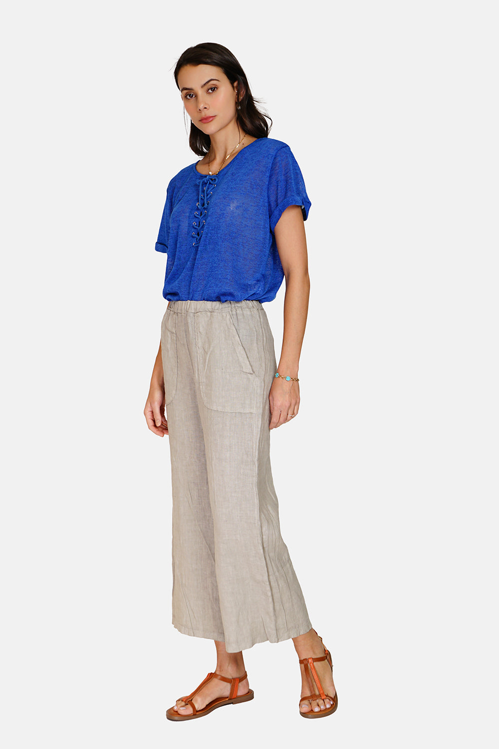 High-waisted wide-leg pants, front patch pockets