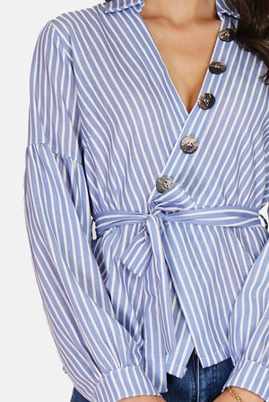 Cache-coeur shirt in striped fancy buttons and belt