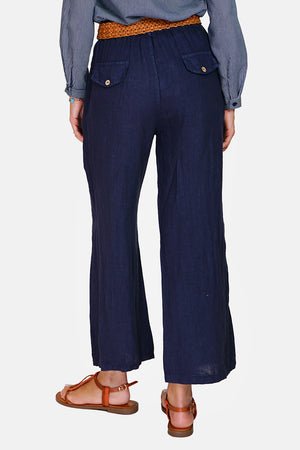 High-waisted wide-leg pants, front zip fastening, side pockets and back pocket tabs