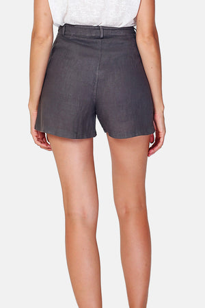 Dressy shorts Side pockets