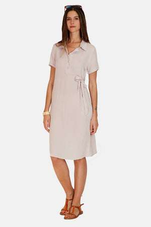 Short-sleeved shirt collar dress with buttoned front and waist tightening belt