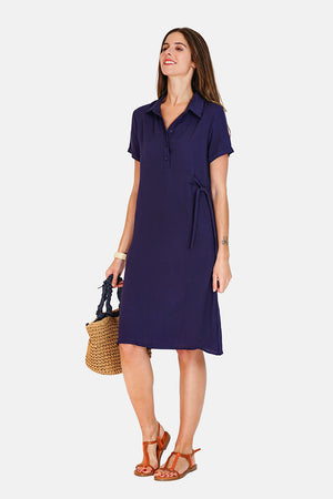 Short-sleeved shirt collar dress with buttoned front and waist tightening belt