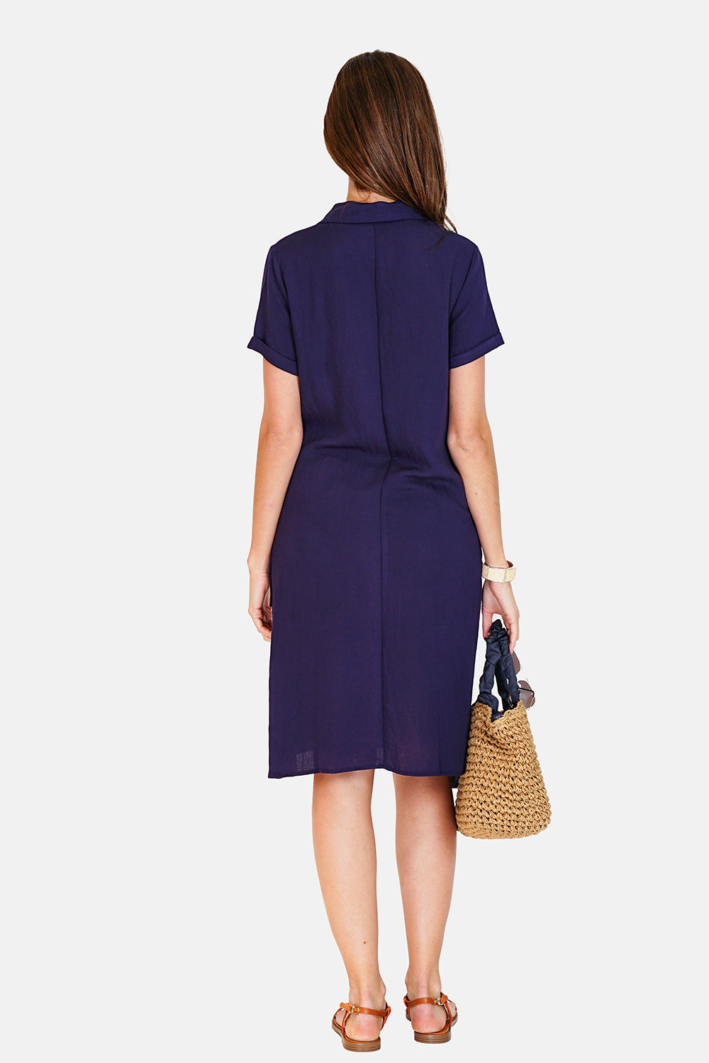 Short-sleeved shirt collar dress with buttoned front and waist tightening belt