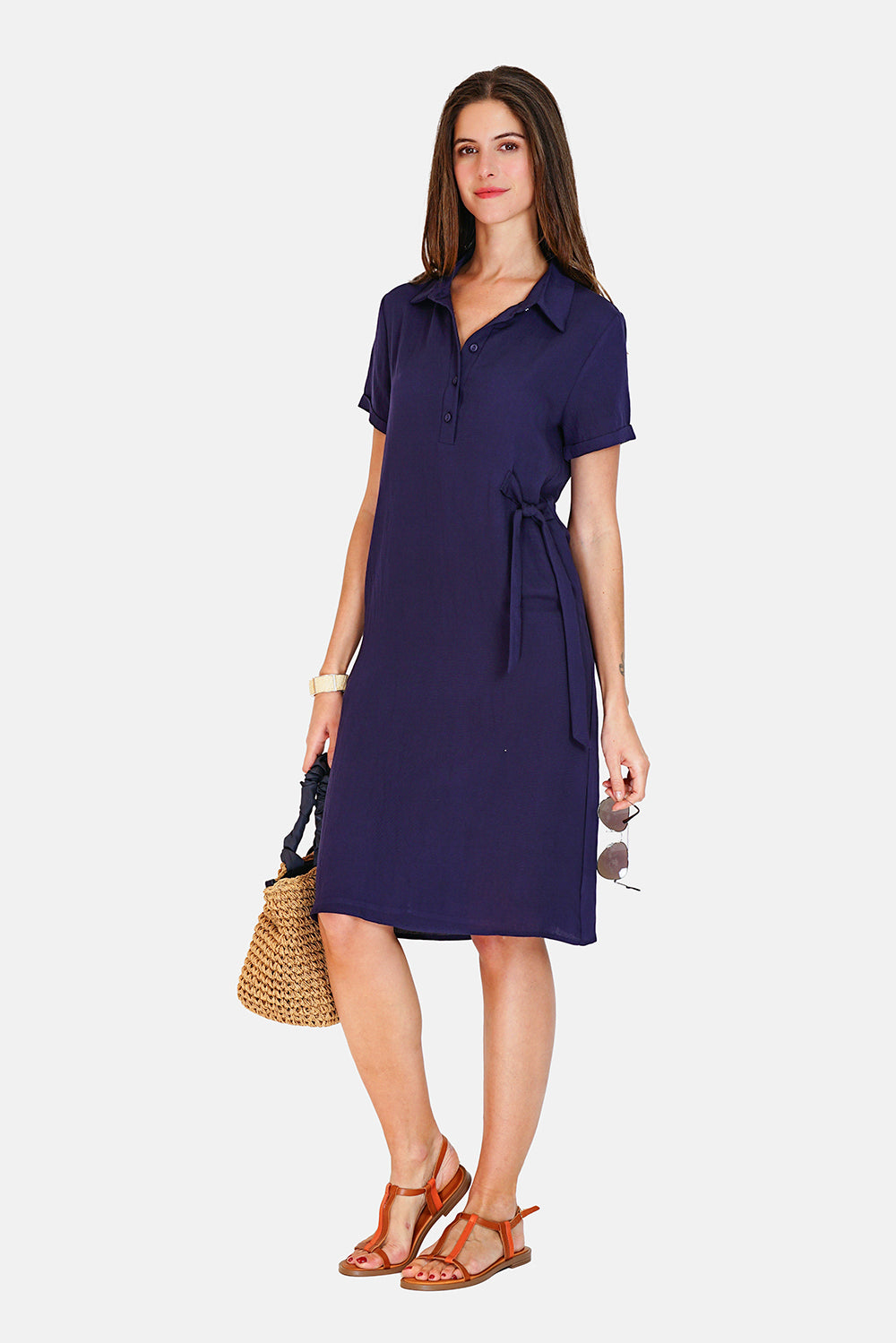 Short-sleeved shirt collar dress with buttoned front and waist tightening belt