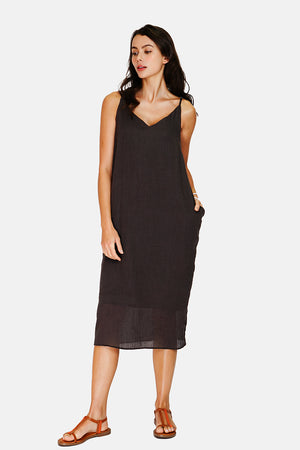 Wide v-neck strap dress front and back with pockets