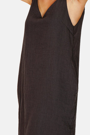 Wide v-neck strap dress front and back with pockets