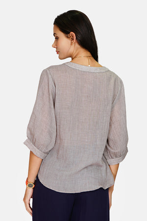 Round neck shirt Buttoned trapeze front with mid-length sleeve