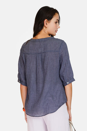 Round neck shirt, ribbed front with buttoned length sleeves