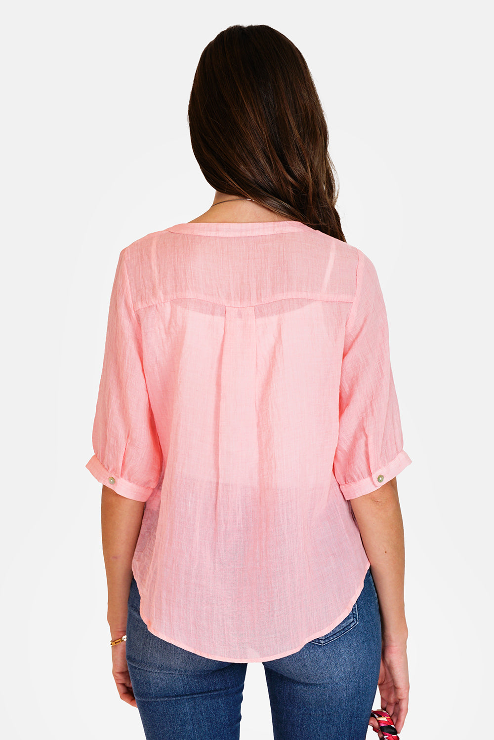 Round neck shirt, ribbed front with buttoned length sleeves