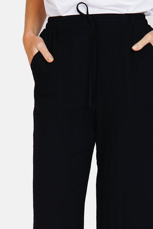 High waist patch pocket pants with drawstring